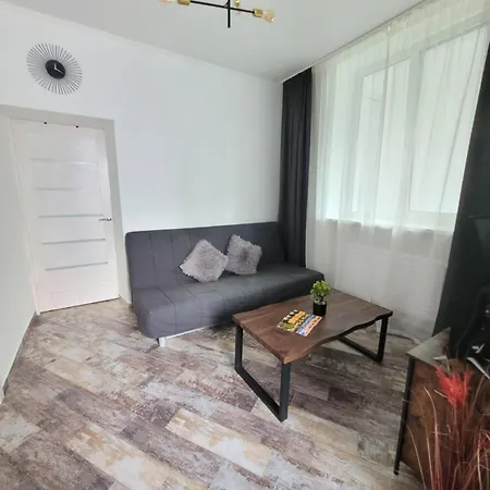 Giedres Kalnieciu 2 *