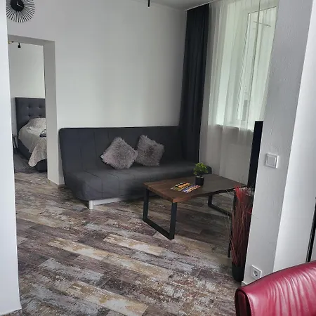 Giedres Kalnieciu 2 *