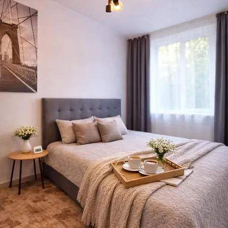 Апартаменты Giedres Kalnieciu Apartamentai 2 Netoli Kauno Kliniku Каунас